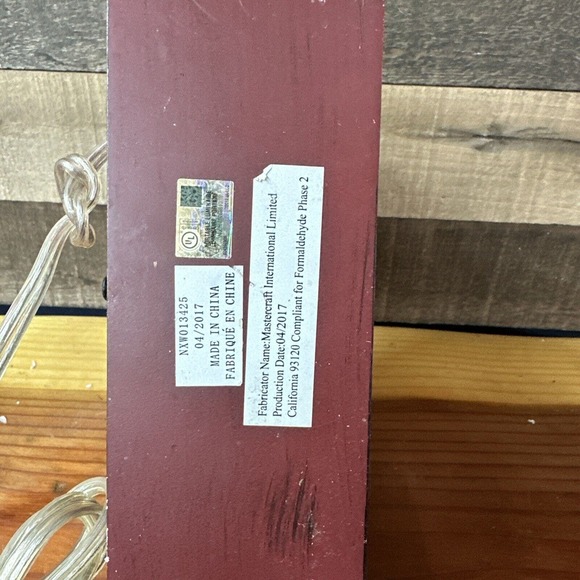 Mastercraft Wooden Box Cut Out Of Airplane Light - Picture 6 of 6